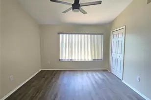 30058 Granda Hills Ct, Wesley Chapel, FL 33543 - Photo 17