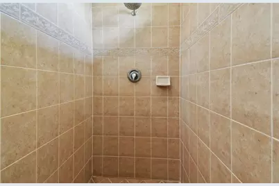 3025 Naughton Way, Tarpon Springs, FL 34688 - Photo 43