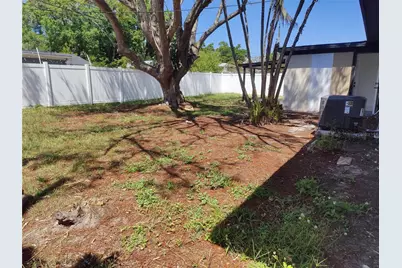 7498 Orpine Drive N, Saint Petersburg, FL 33702 - Photo 27