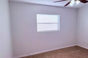 1544 77th Ave N, Saint Petersburg, FL 33702 - Photo 13