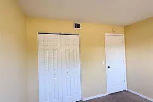 1219 Julian Ln Dr, Tampa, FL 33619 - Photo 25