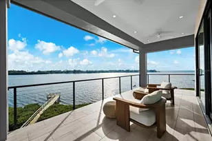 402 Hillsborough St, Palm Harbor, FL 34683 - Photo 39