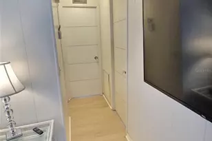 46 Palm Forest Dr, Largo, FL 33770 - Photo 5