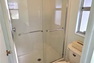 46 Palm Forest Dr, Largo, FL 33770 - Photo 9