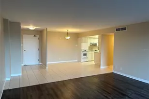 10355 Paradise Blvd, Treasure Island, FL 33706 - Photo 5