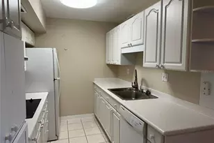 10355 Paradise Blvd, Treasure Island, FL 33706 - Photo 5