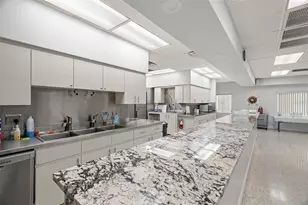 9220 40th St N, Pinellas Park, FL 33782 - Photo 73