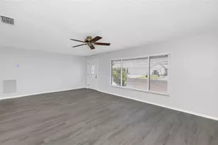 9220 40th St N, Pinellas Park, FL 33782 - Photo 7