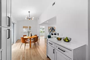 1720 24th Ave N, Saint Petersburg, FL 33713 - Photo 9