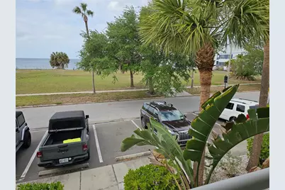 611 B Destiny Drive, Ruskin, FL 33570 - Photo 9