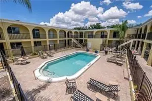 3206 W Azeele St, Tampa, FL 33609 - Photo 9