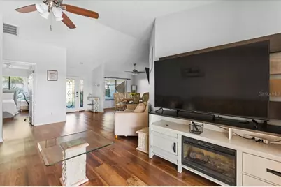 905 Stratford Manor Drive, Brandon, FL 33510 - Photo 5