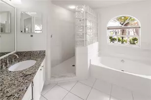 931 Balsamina Dr, Brandon, FL 33510 - Photo 17