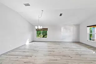 4061 Kingsfield Dr, Parrish, FL 34219 - Photo 13