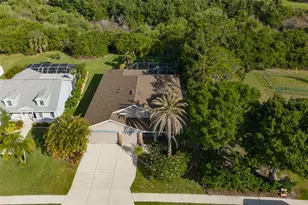 4061 Kingsfield Dr, Parrish, FL 34219 - Photo 7