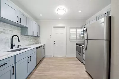471 42nd Avenue NE, Saint Petersburg, FL 33703 - Photo 13