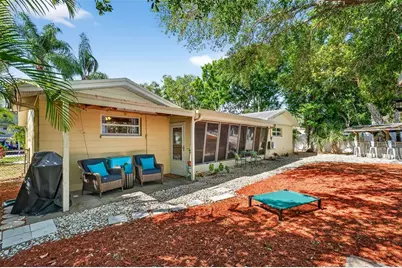 9925 47th Avenue N, Seminole, FL 33708 - Photo 41