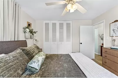 9925 47th Avenue N, Seminole, FL 33708 - Photo 27