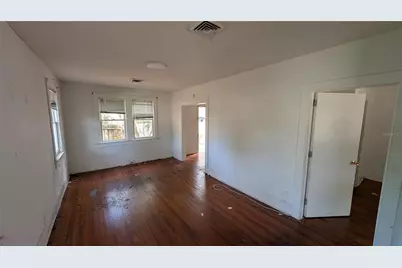 114 S Bungalow Park Avenue, Tampa, FL 33609 - Photo 3