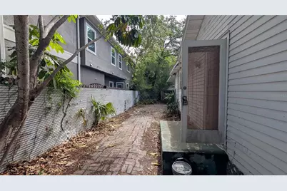 114 S Bungalow Park Avenue, Tampa, FL 33609 - Photo 33