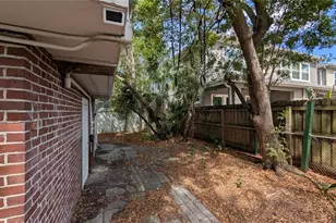 114 S Bungalow Park Ave, Tampa, FL 33609 - Photo 95