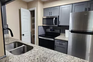 211 Thorntree Pl, Brandon, FL 33510 - Photo 9