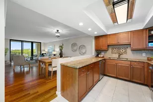 100 Oakmont Ln, Belleair, FL 33756 - Photo 9