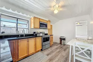 129 94th Ave, Treasure Island, FL 33706 - Photo 13