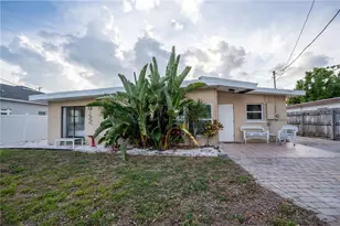 12425 136th Ln, Largo, FL 33774 - Photo 35