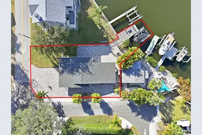 302 Georgia Avenue, Crystal Beach, FL 34681 - Photo 5