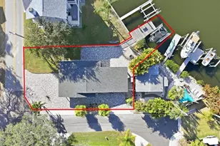 302 Georgia Ave, Crystal Beach, FL 34681 - Photo 5