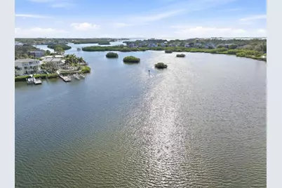 302 Georgia Avenue, Crystal Beach, FL 34681 - Photo 61