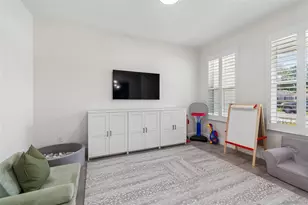 3209 W Rogers Ave, Tampa, FL 33611 - Photo 9