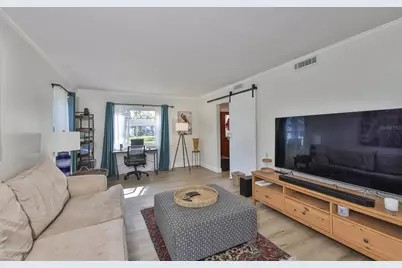 1279 86th Avenue N, Saint Petersburg, FL 33702 - Photo 9