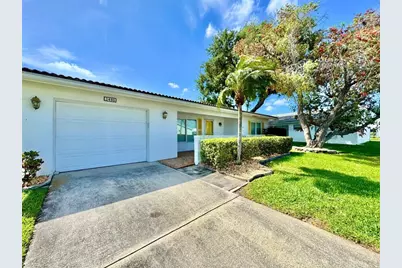3490 Mainlands Boulevard S, Pinellas Park, FL 33782 - Photo 3