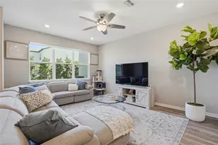 11231 Beach Walk Wy NE, Saint Petersburg, FL 33716 - Photo 15