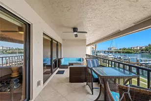 4750 Brittany Dr S, Saint Petersburg, FL 33715 - Photo 37