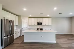 9936 Annunciation Dr, Wesley Chapel, FL 33545 - Photo 7