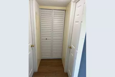 5052 Terrace Club Lane #201, Tampa, FL 33617 - Photo 19