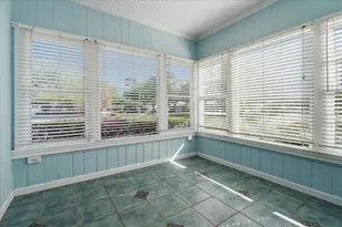 1200 22nd Ave N, Saint Petersburg, FL 33704 - Photo 21