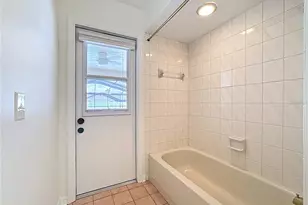 2414 Buckhorn Run Dr, Valrico, FL 33596 - Photo 33