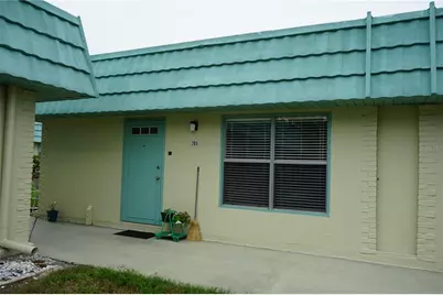 101 Cambridge Trl #205, Sun City Center, FL 33573 - Photo 1