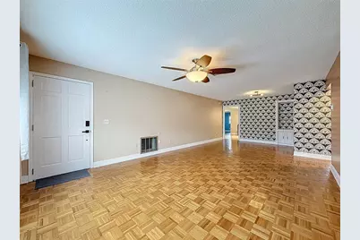 403 Mindy Drive, Largo, FL 33771 - Photo 5