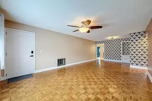 403 Mindy Dr, Largo, FL 33771 - Photo 5