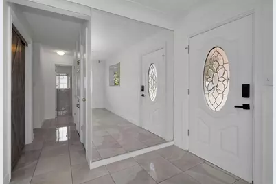 2946 53rd Street N, Saint Petersburg, FL 33710 - Photo 3