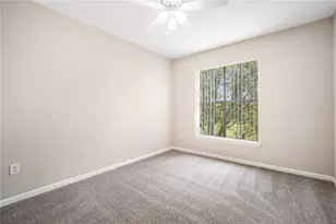 9301 Crescent Loop Cir, Tampa, FL 33619 - Photo 19