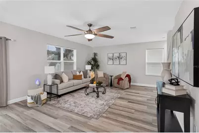 9714 Oak Ranch Crescent Court, Thonotosassa, FL 33592 - Photo 17