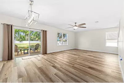 9714 Oak Ranch Crescent Court, Thonotosassa, FL 33592 - Photo 13