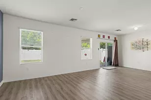 5268 11th St E, Bradenton, FL 34203 - Photo 9