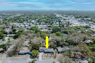 305 Baker Ave, Clearwater, FL 33755 - Photo 45